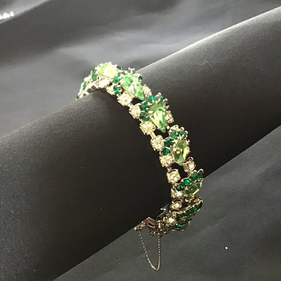 Chunky Vintage Green Rhinestone Bracelet - Picture 1 of 9